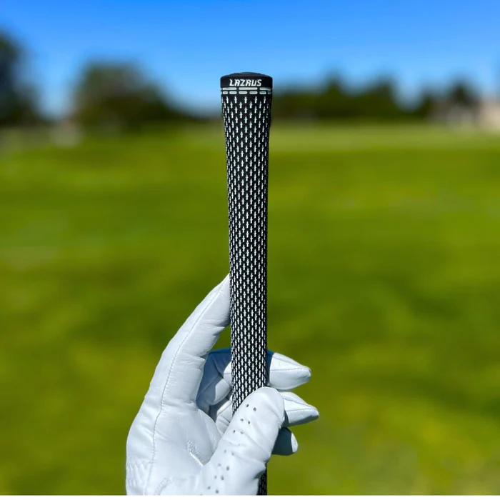 Overlap vs Interlock Grip in Golf: Pros, Cons, and Which to Use